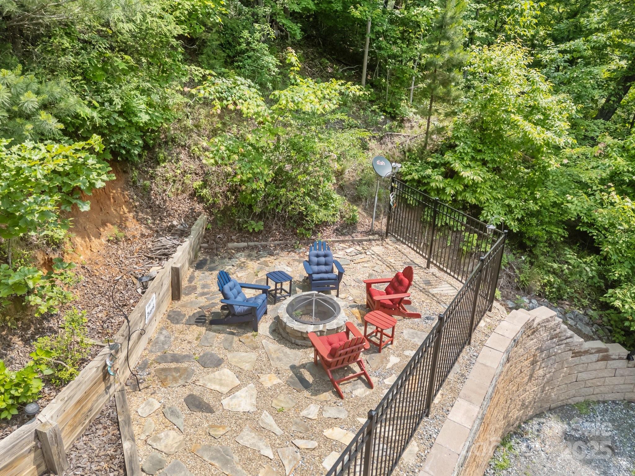 158 Raven Boulevard Property Photo 11
