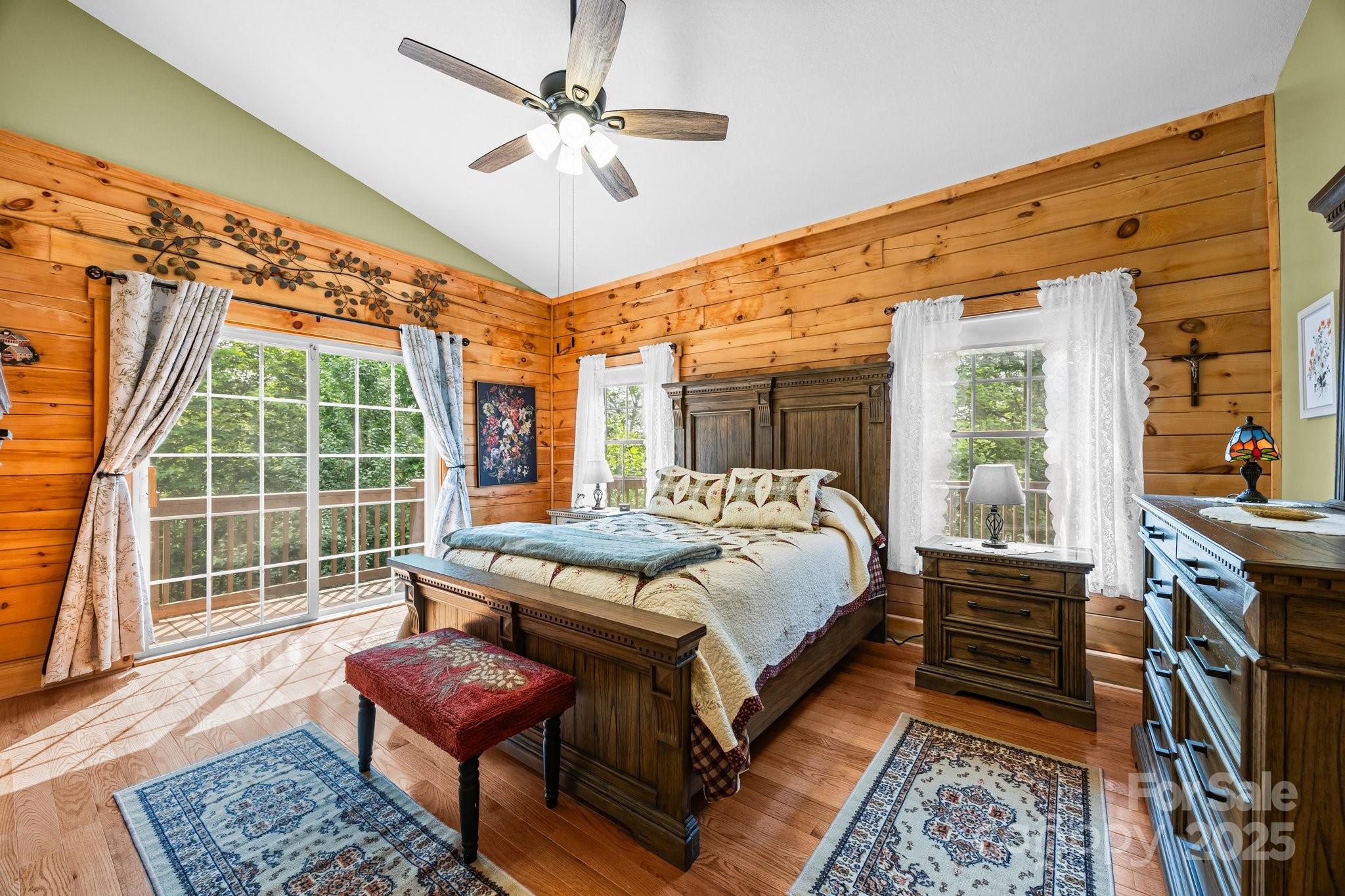 158 Raven Boulevard Property Photo 30