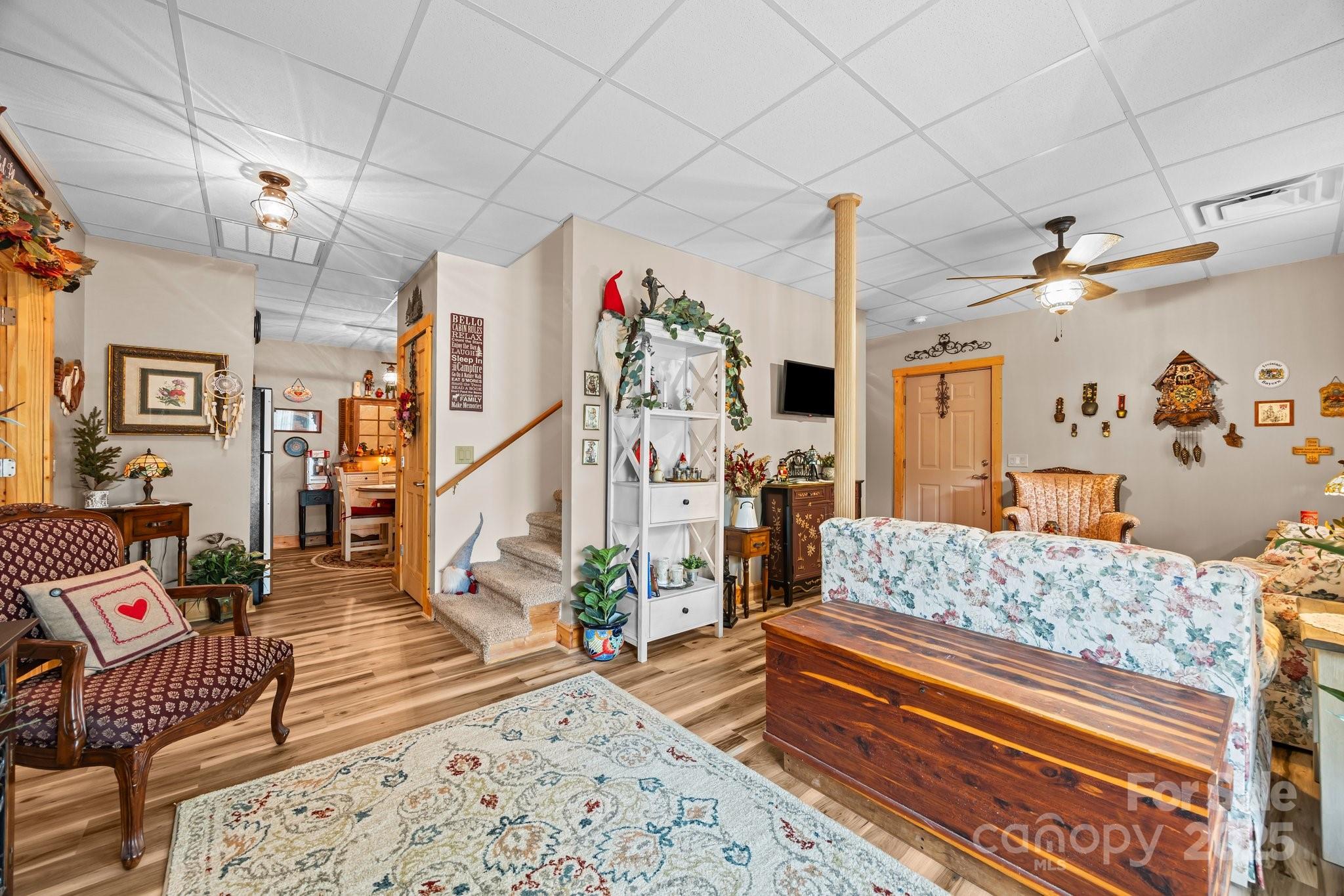 158 Raven Boulevard Property Photo 38