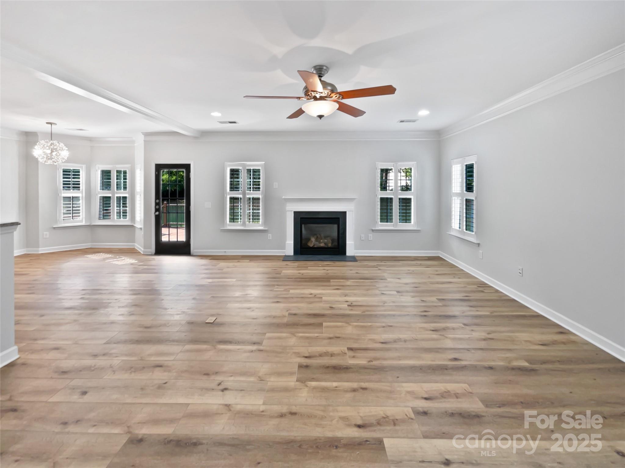 1090 Mclaren Drive Property Photo 11