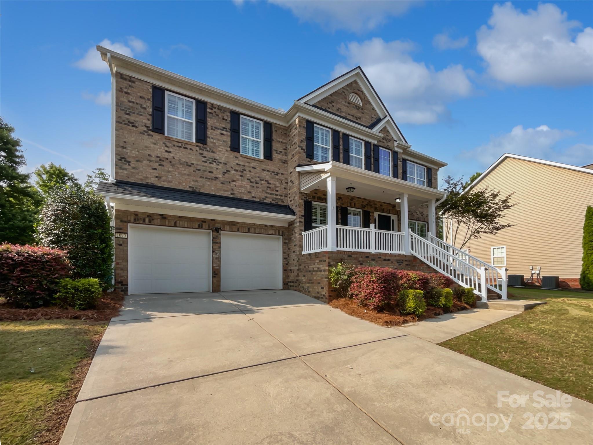 1090 Mclaren Drive Property Photo 14