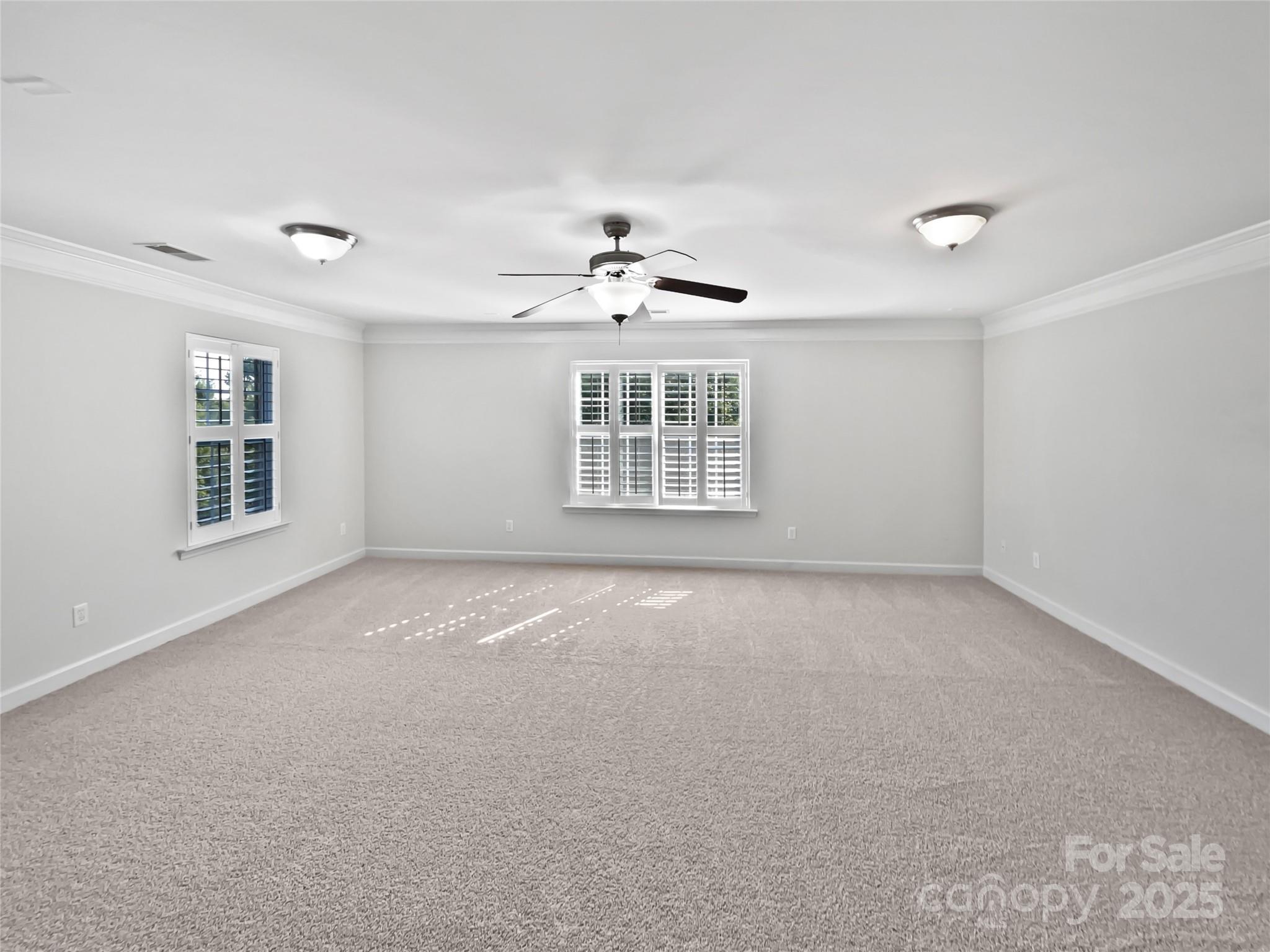 1090 Mclaren Drive Property Photo 23