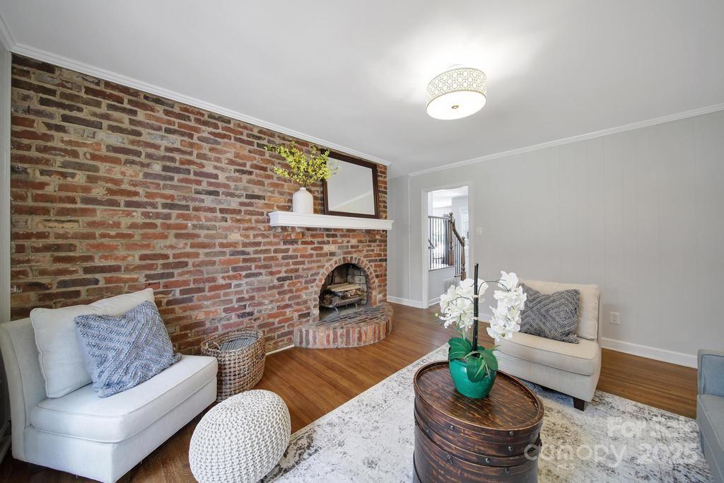 3800 Lovett Circle Property Photo 10