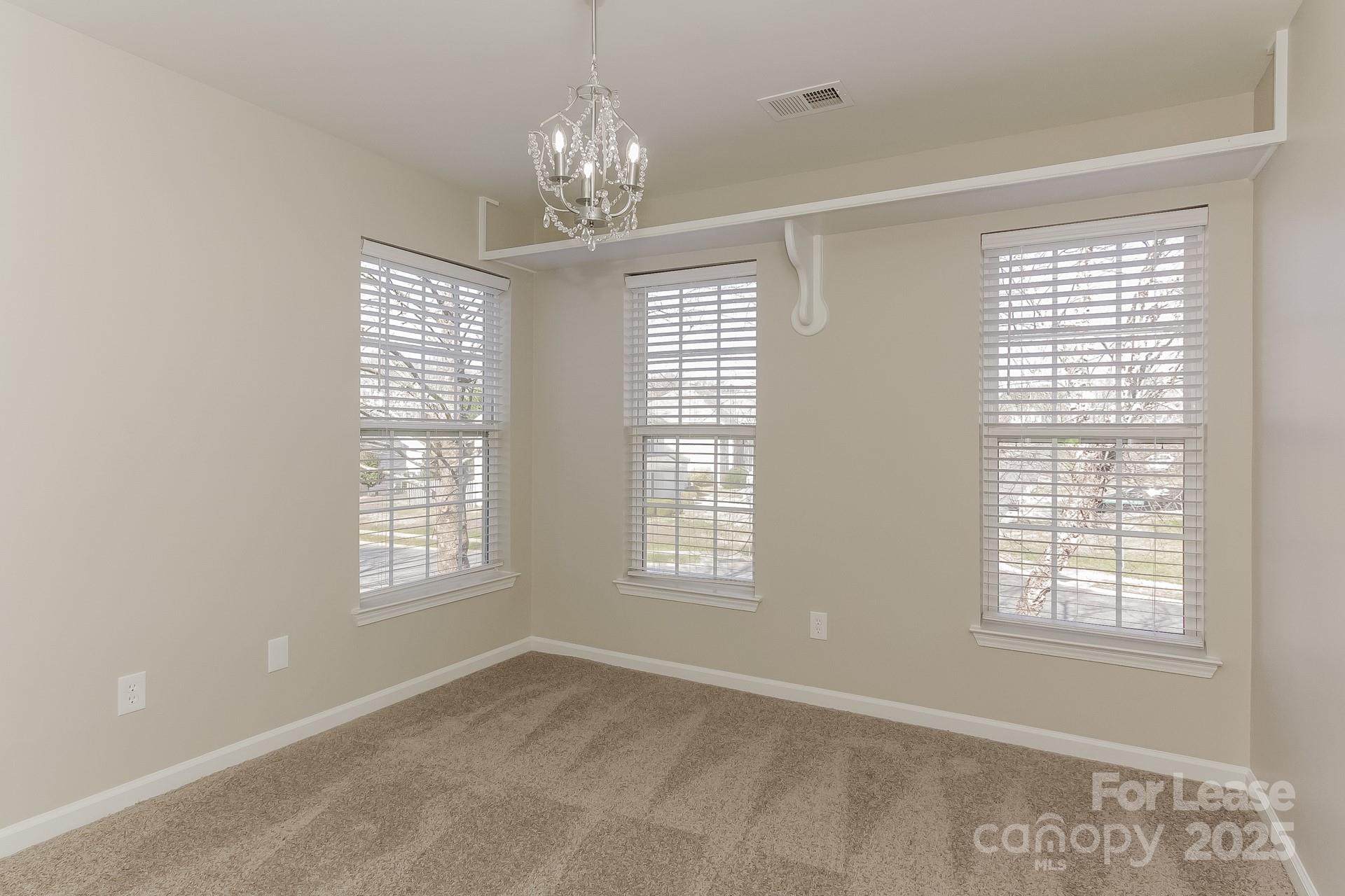 9302 Chastain Walk Drive Property Photo 8