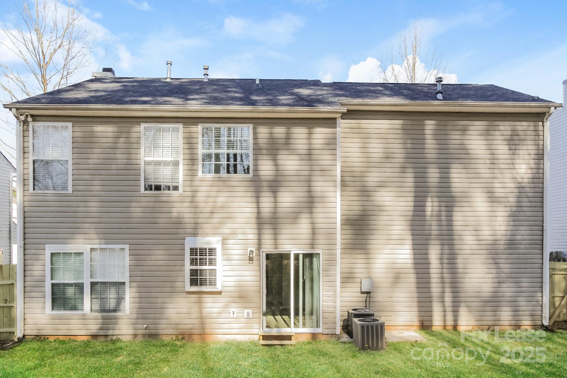 9302 Chastain Walk Drive Property Photo 17