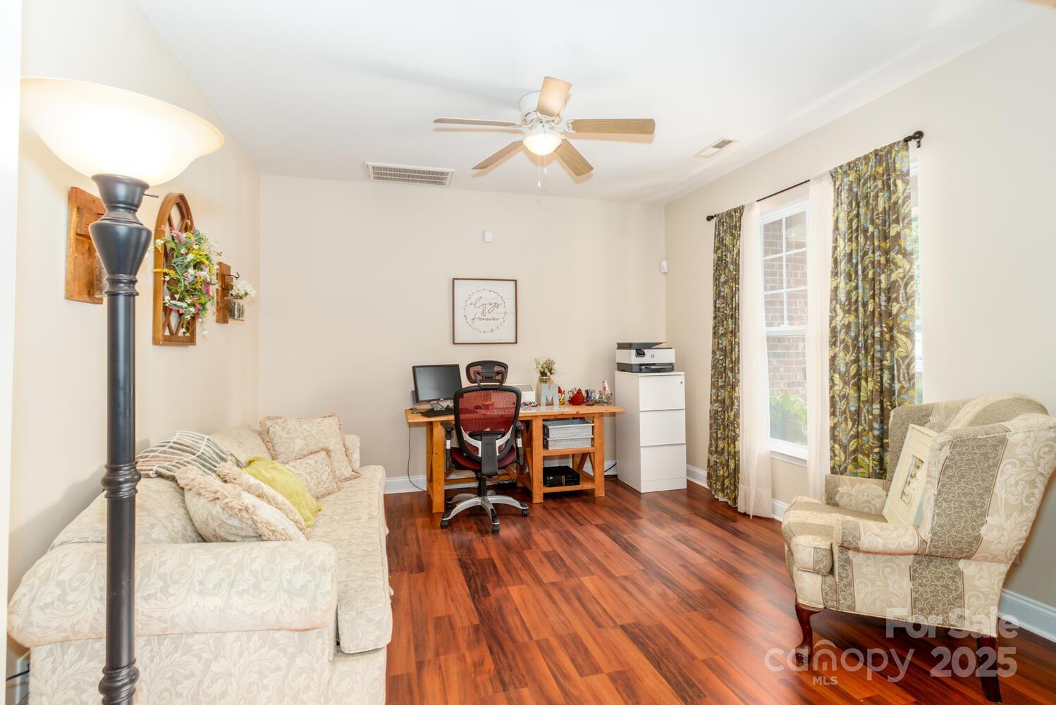 1006 Apogee Drive Property Photo 8