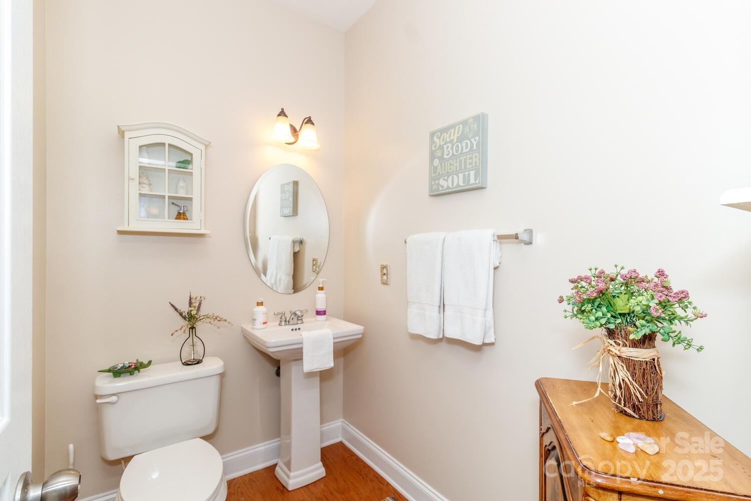 1006 Apogee Drive Property Photo 9