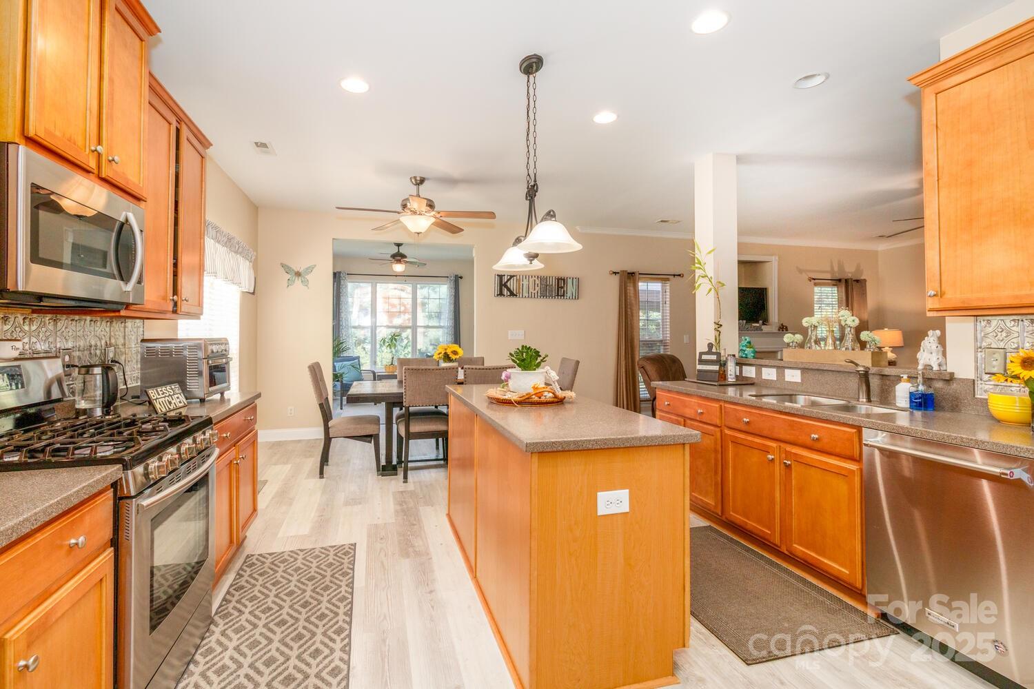 1006 Apogee Drive Property Photo 15