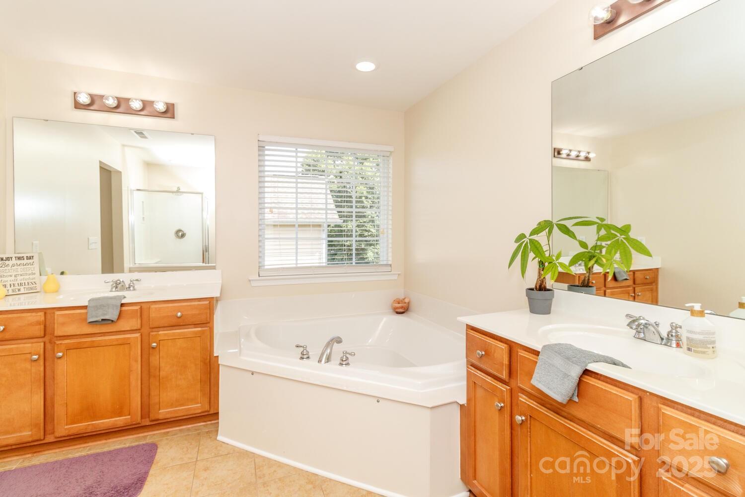 1006 Apogee Drive Property Photo 25