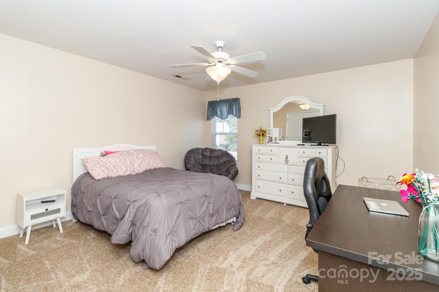 1006 Apogee Drive Property Photo 28