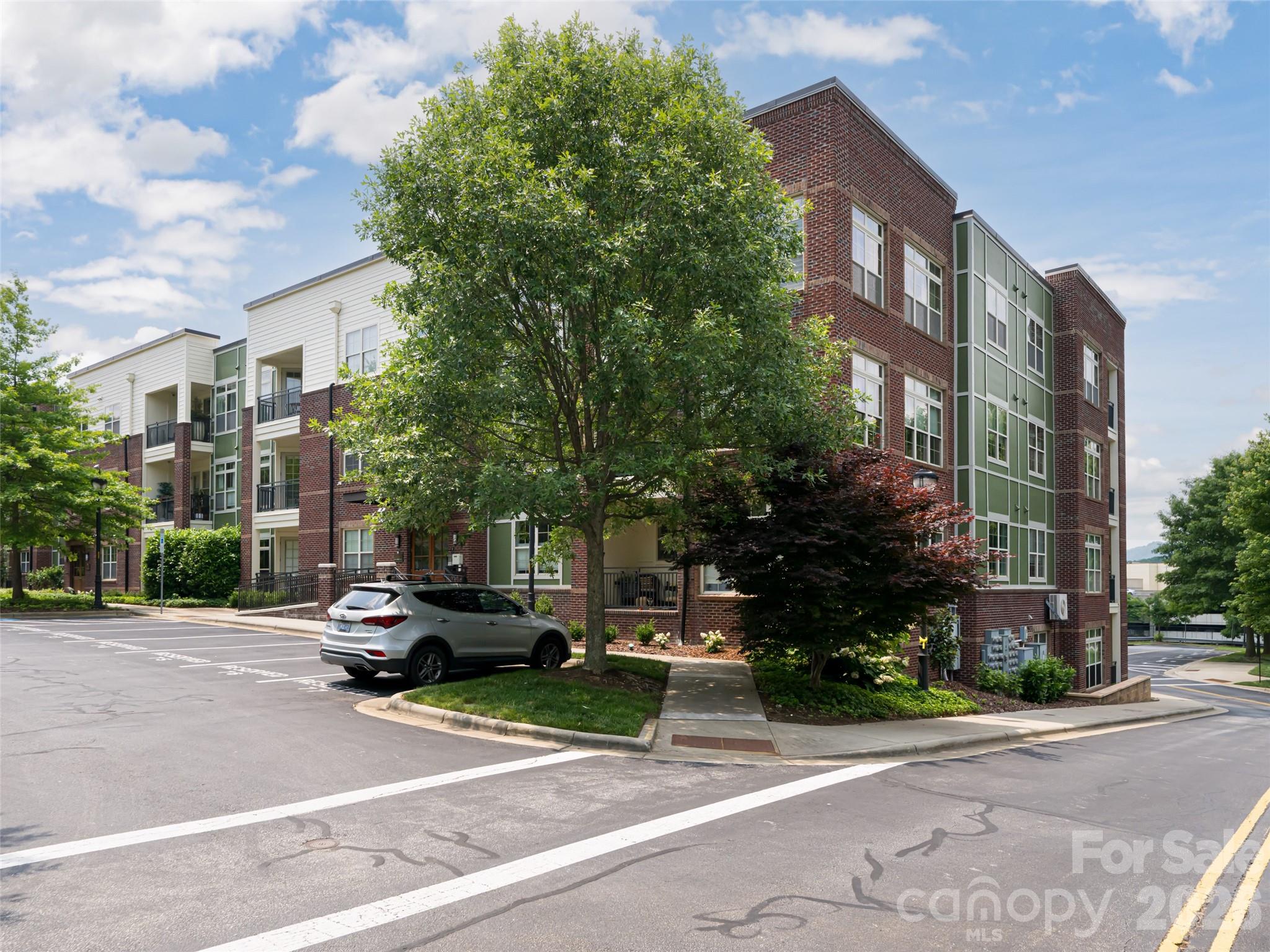 5 Farleigh Street 206 Property Photo 2