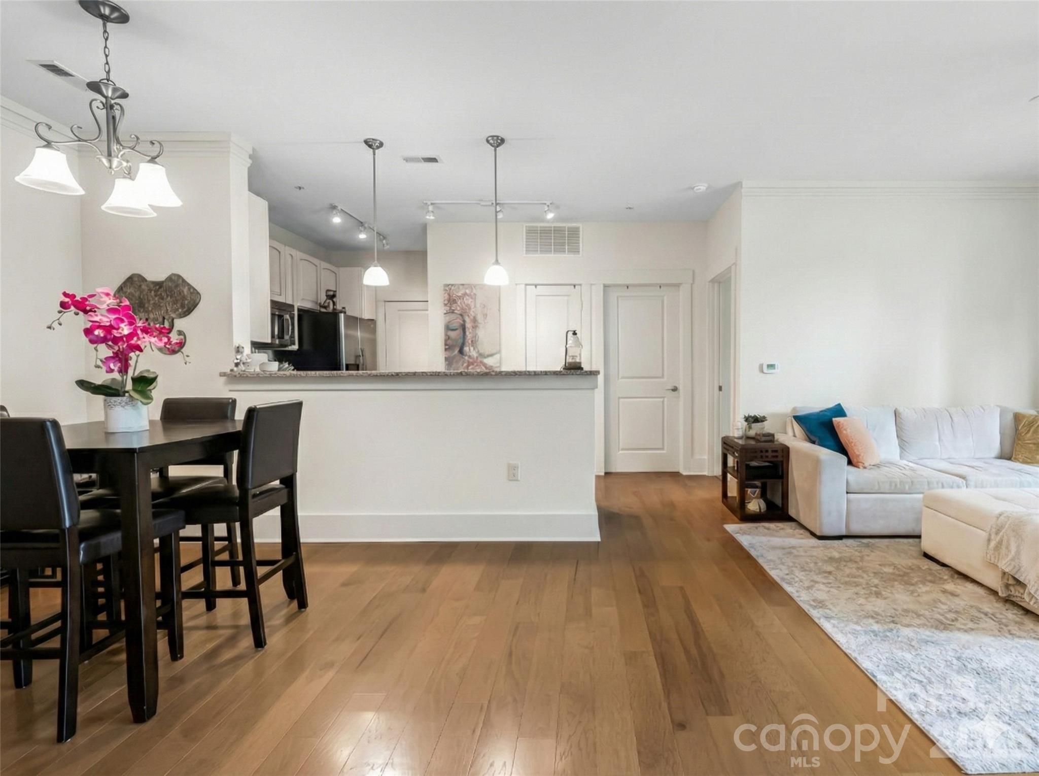 5 Farleigh Street 206 Property Photo 9