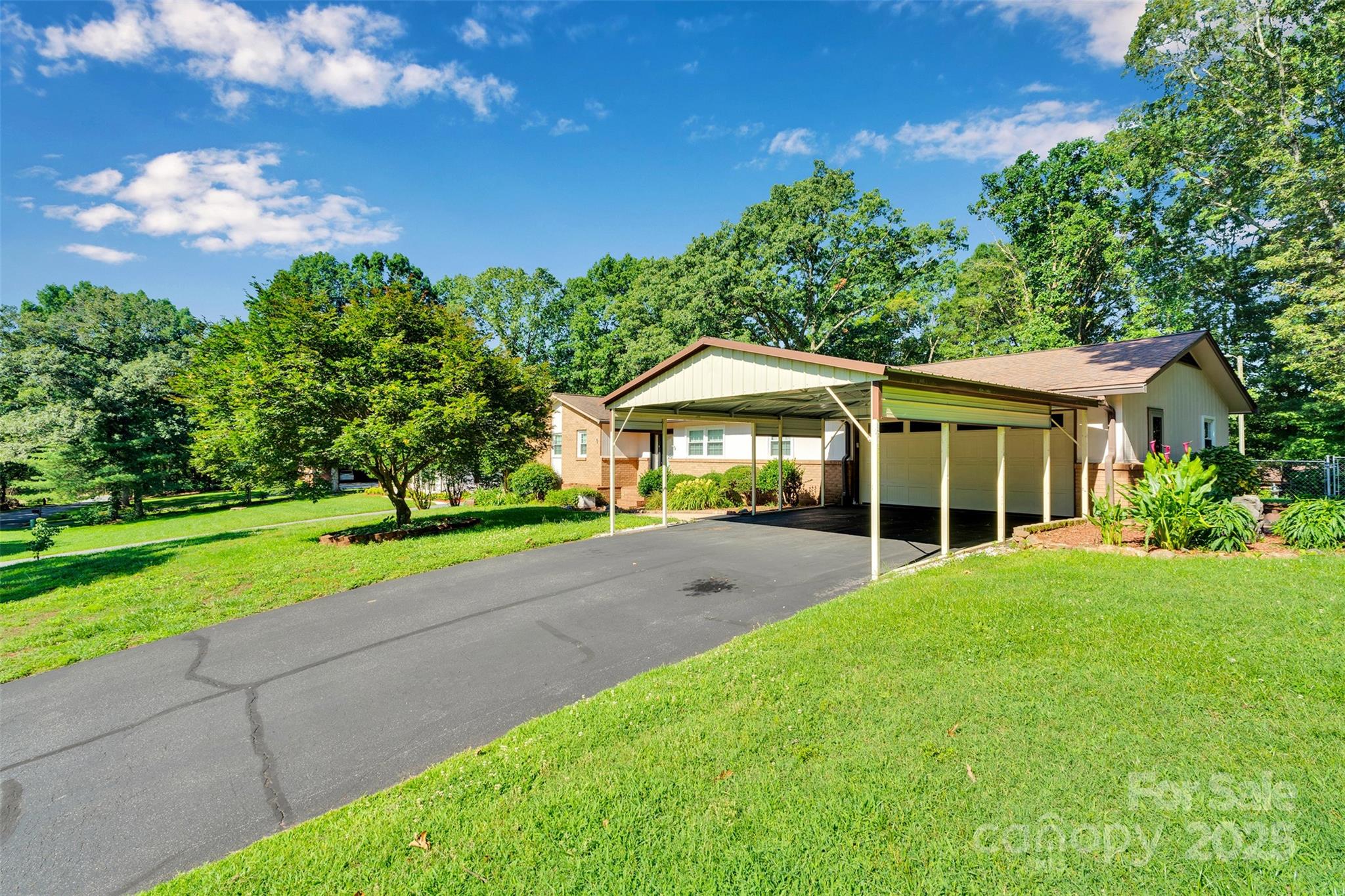 2326 Horseshoe Bend Road 8 Property Photo 1