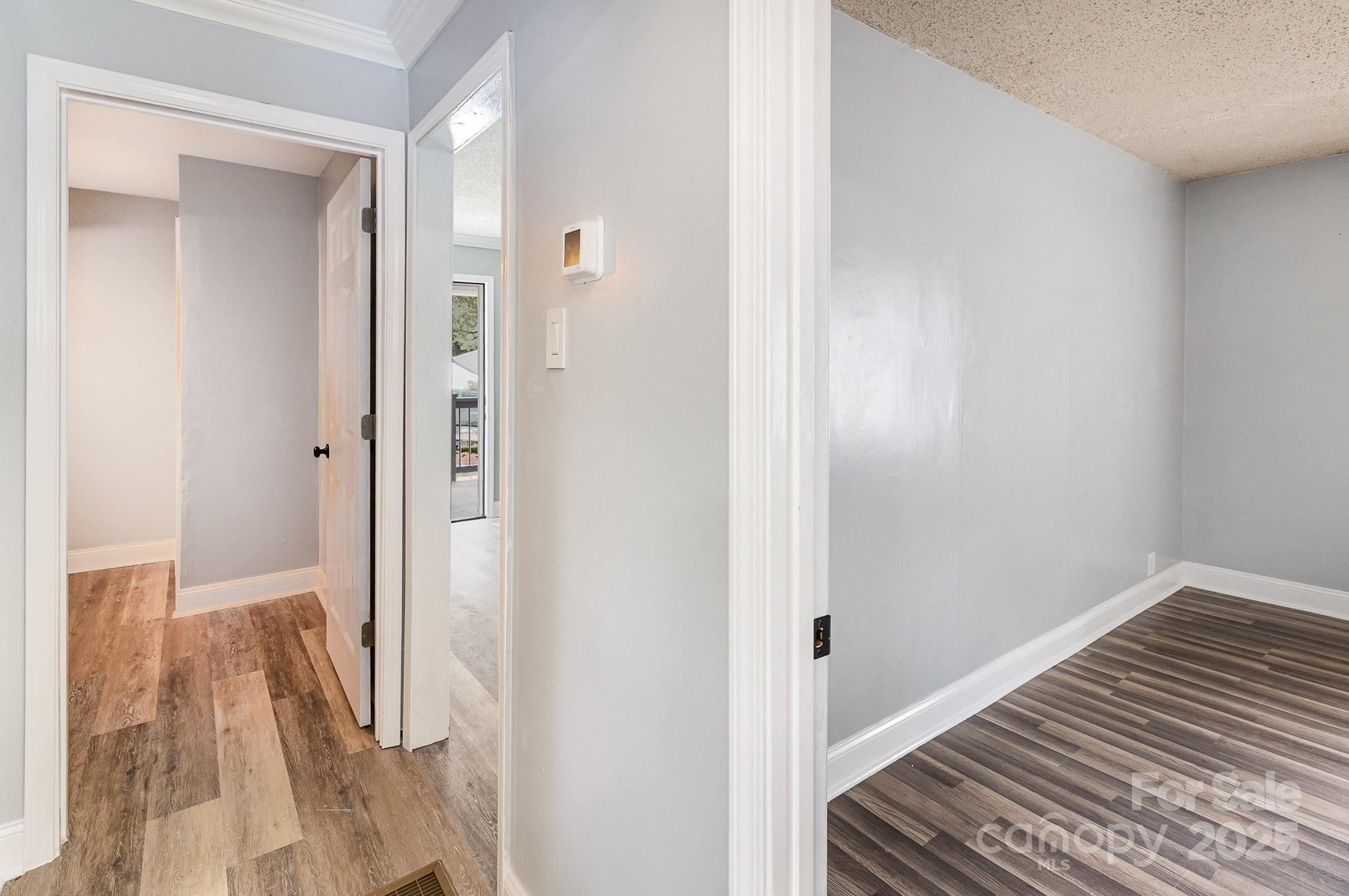 403 Weaver Street Property Photo 13