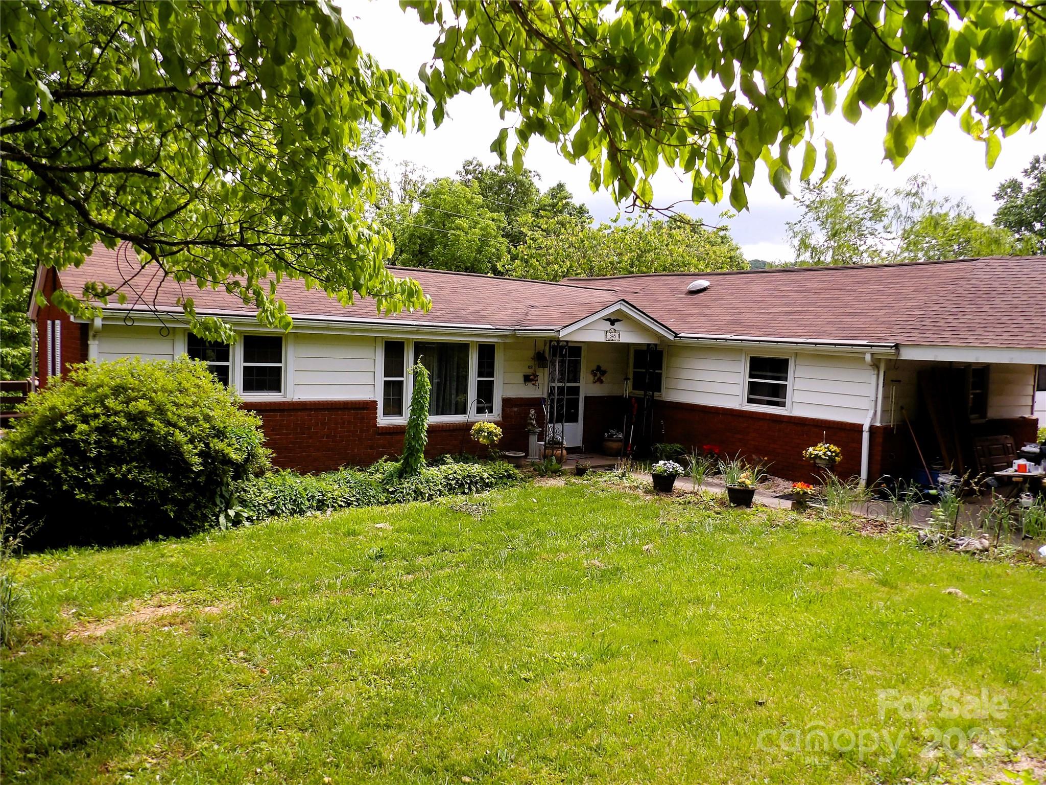 345 Old Toll Circle Property Photo 1