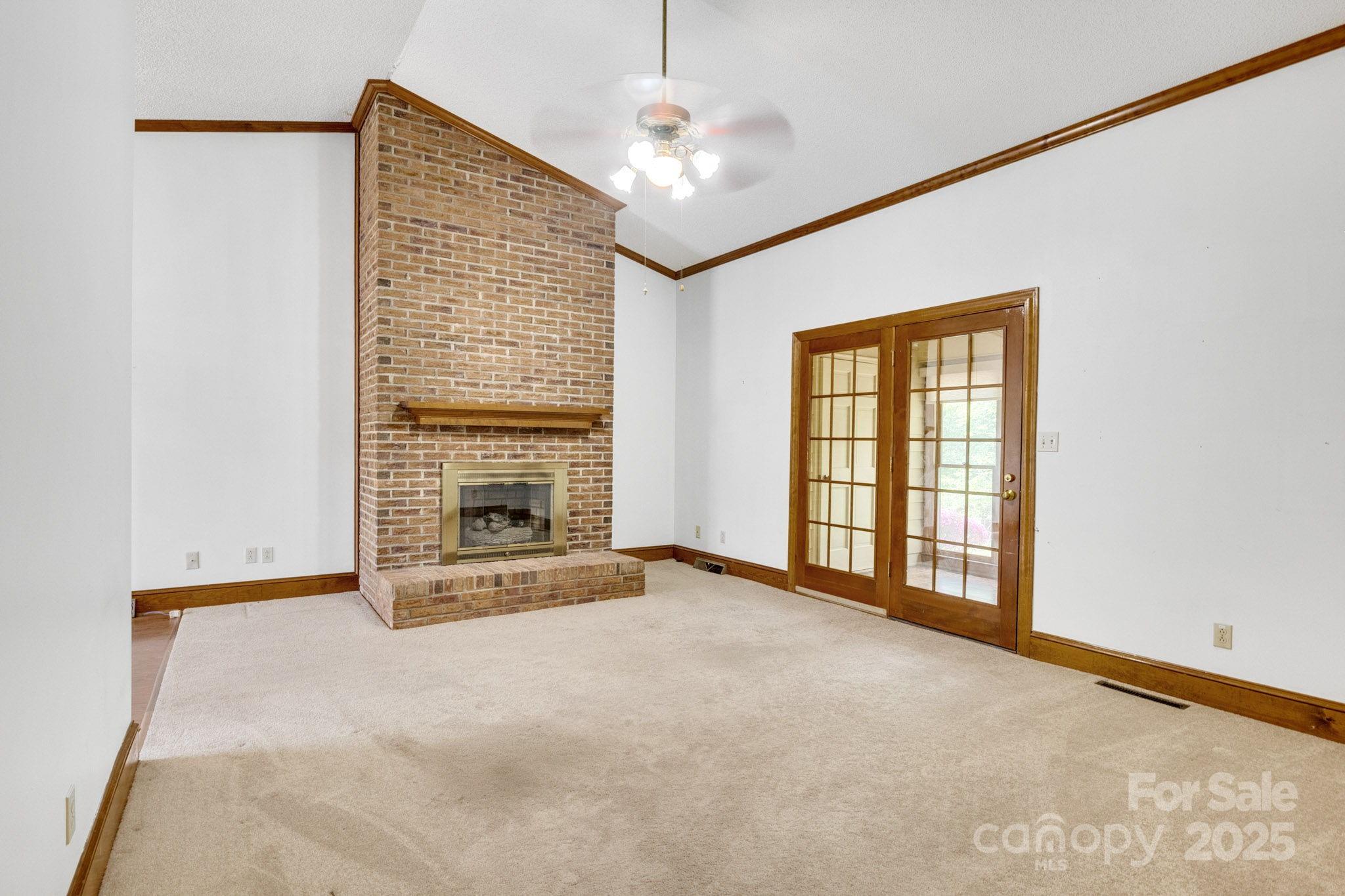 704 Colby Circle Property Photo 10