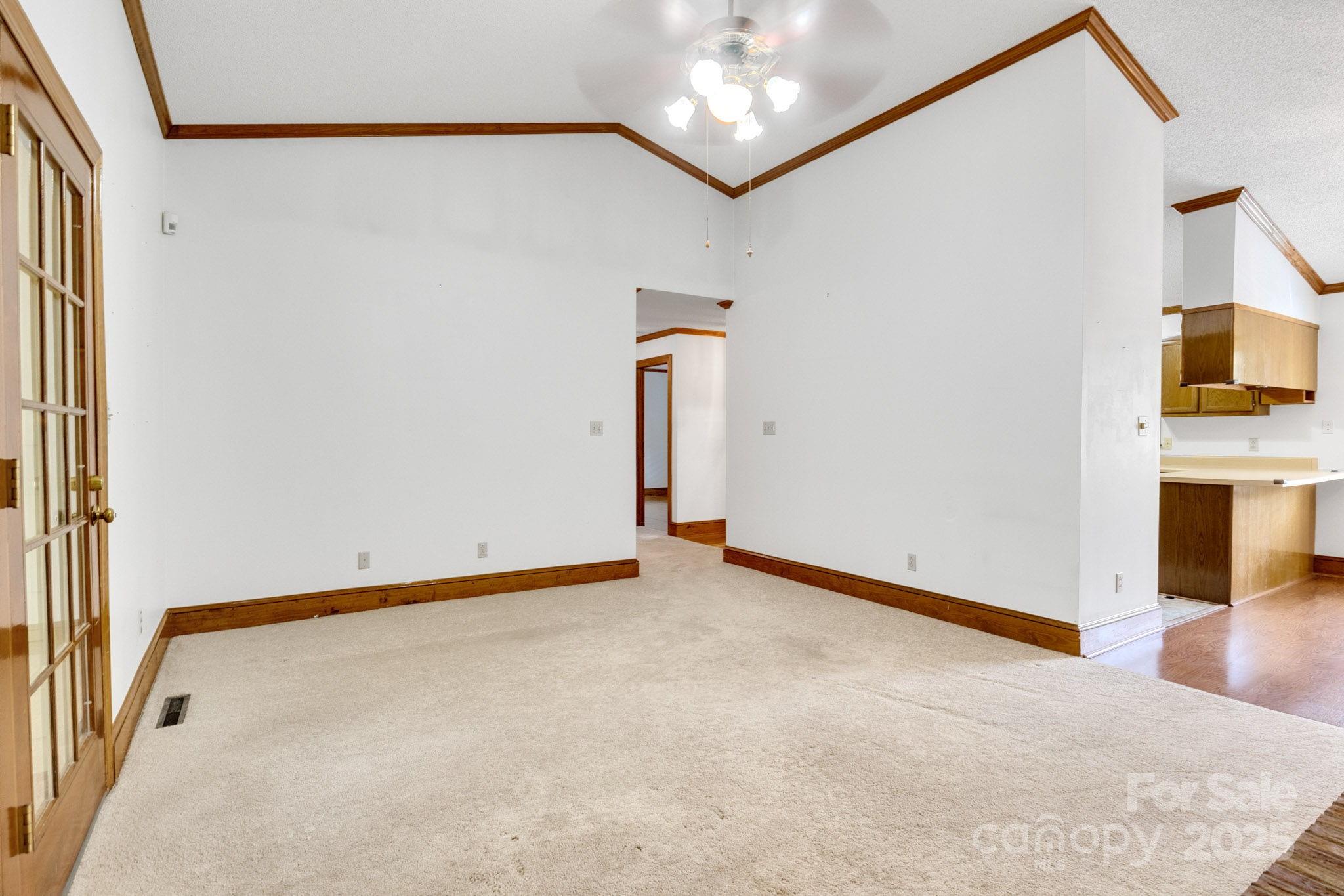 704 Colby Circle Property Photo 14