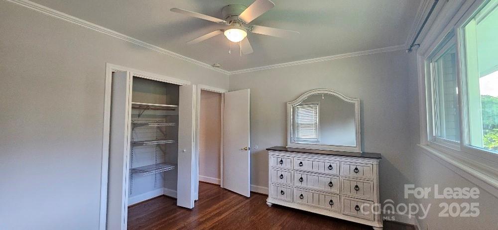 513 Webster Place Property Photo 22