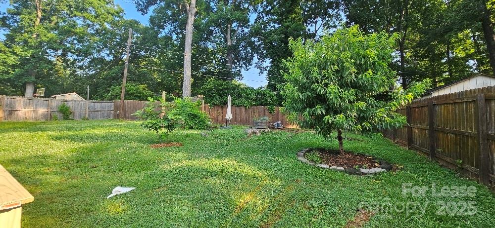 513 Webster Place Property Photo 27