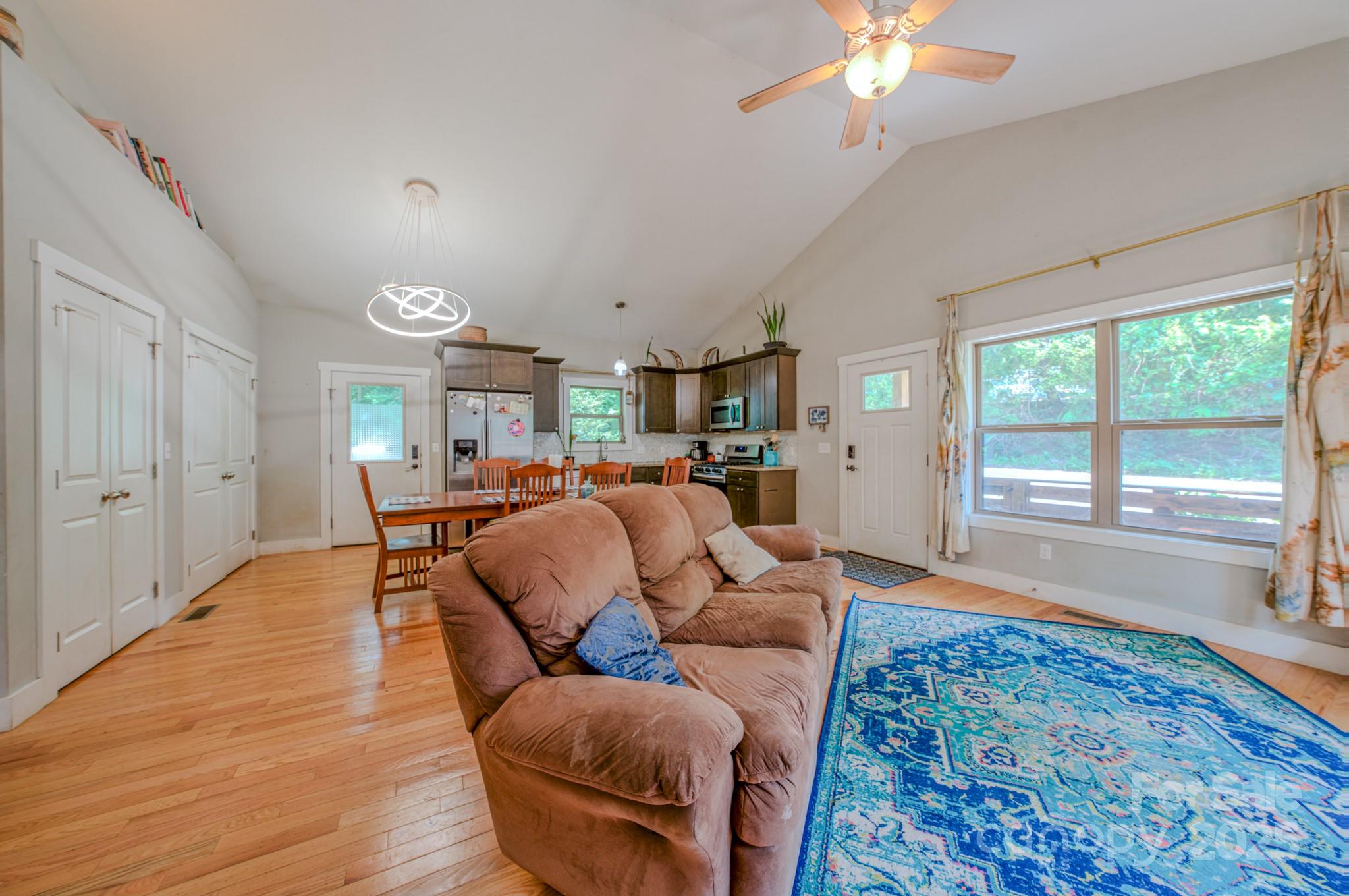 136 Old County Home Road Property Photo 6