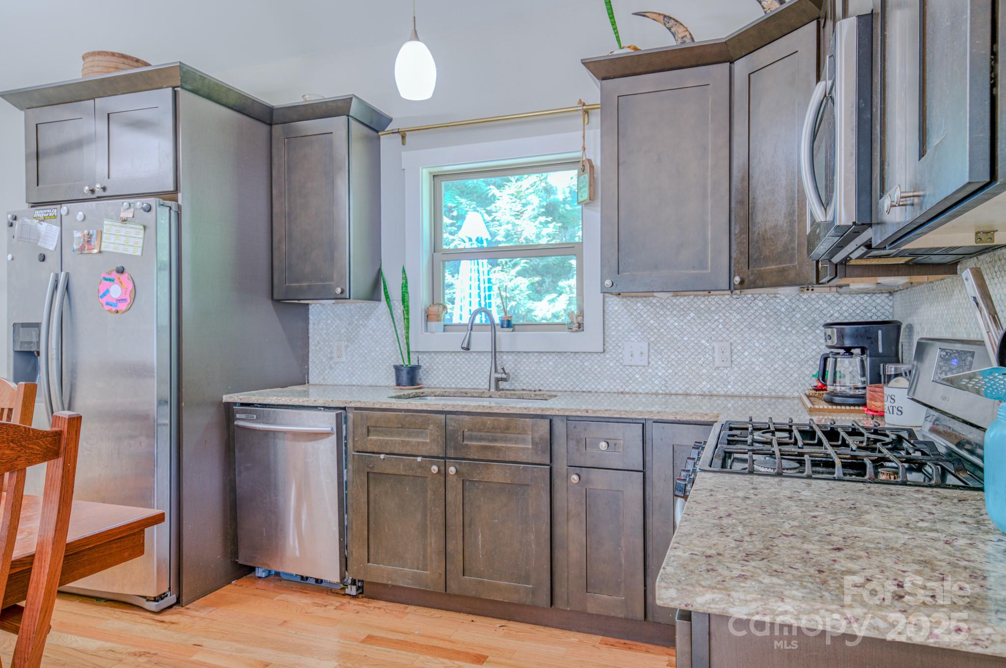 136 Old County Home Road Property Photo 10