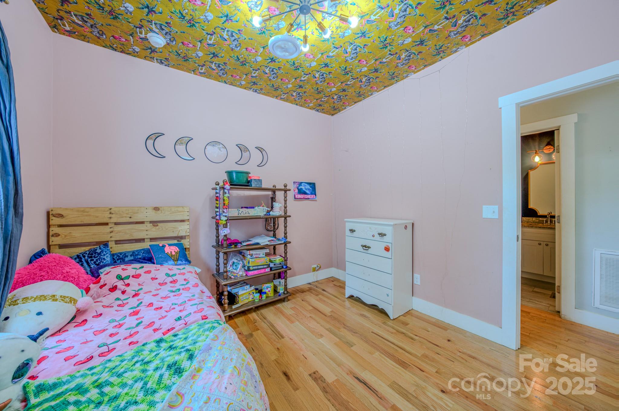 136 Old County Home Road Property Photo 13