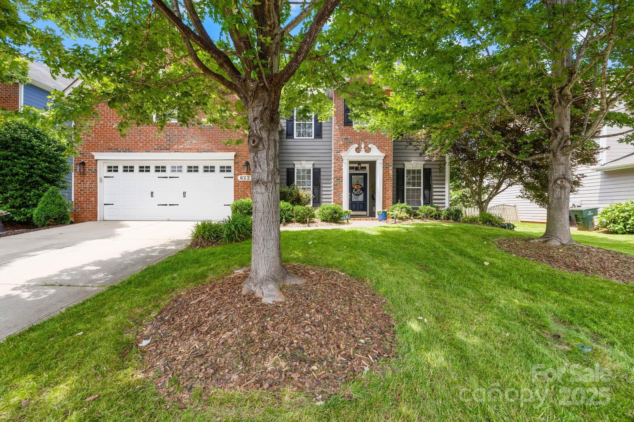 622 Lorain Avenue Property Photo 1