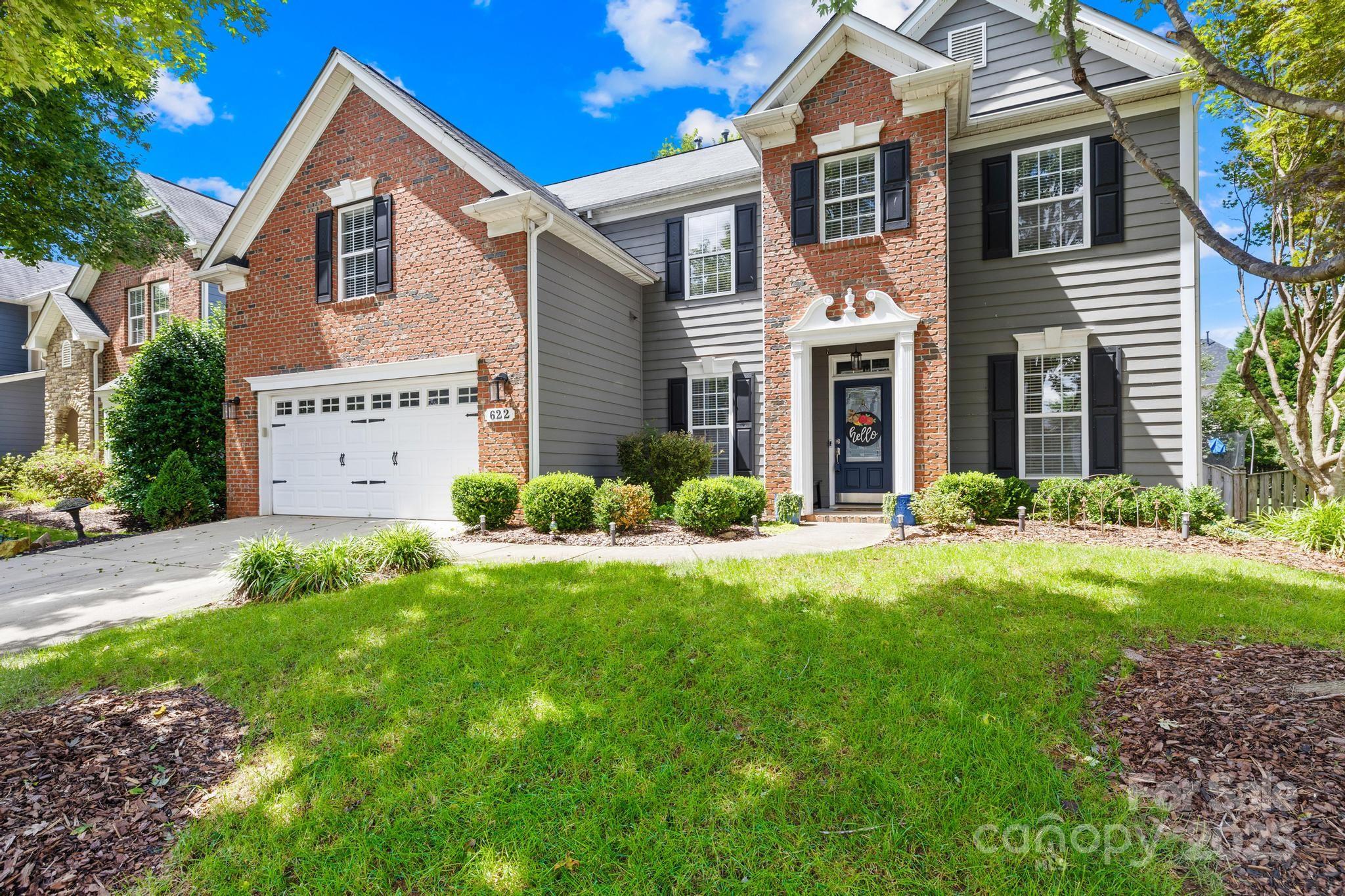 622 Lorain Avenue Property Photo 1