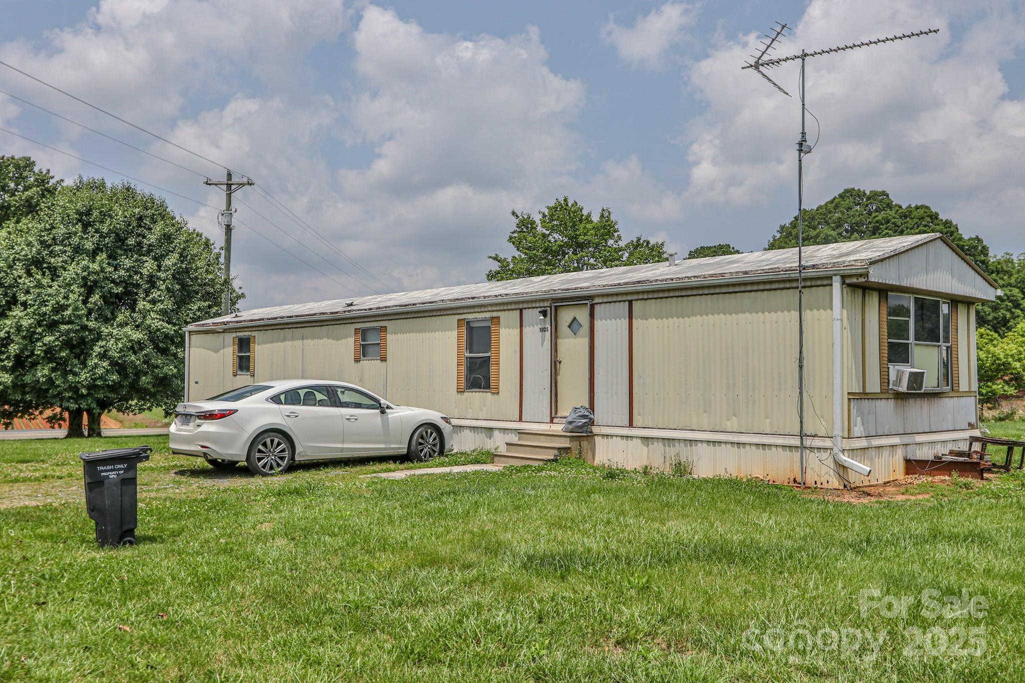 1105 Cabana Lane Property Photo 8