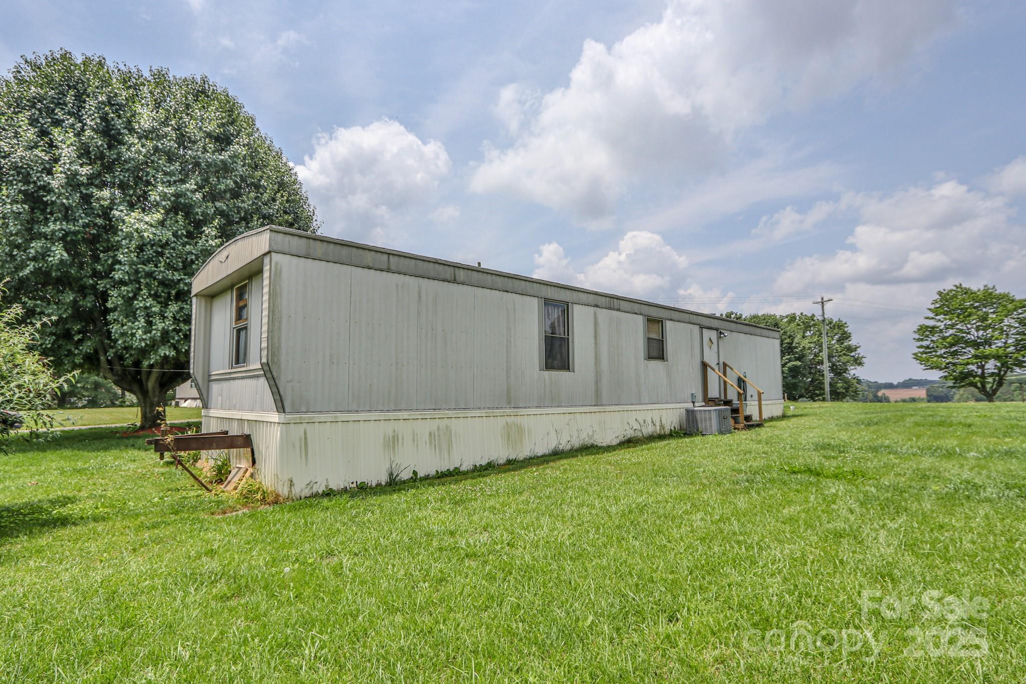 1105 Cabana Lane Property Photo 9