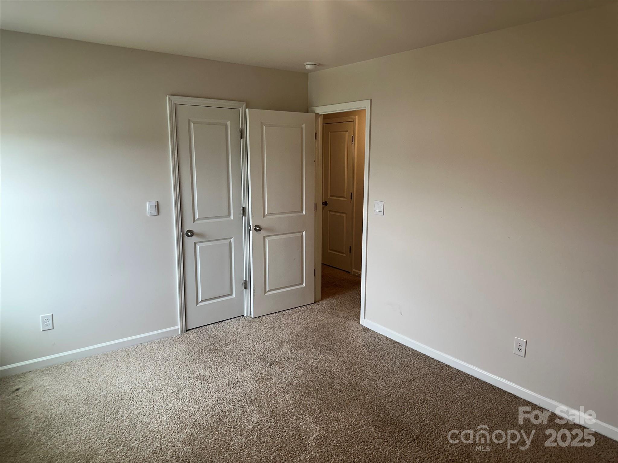 9730 Tea Garden Drive Property Photo 13
