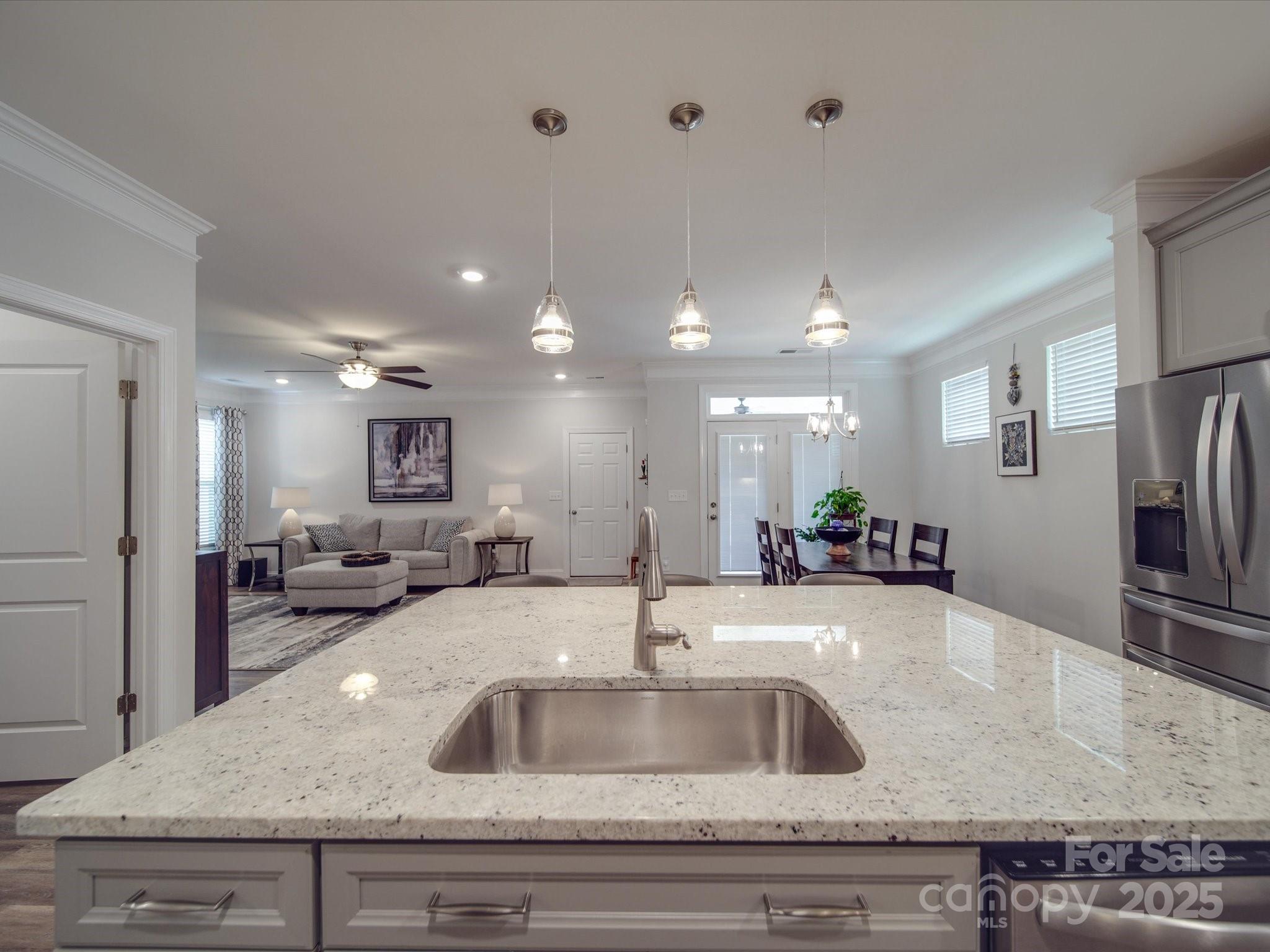 647 R L Stowe Road Property Photo 11