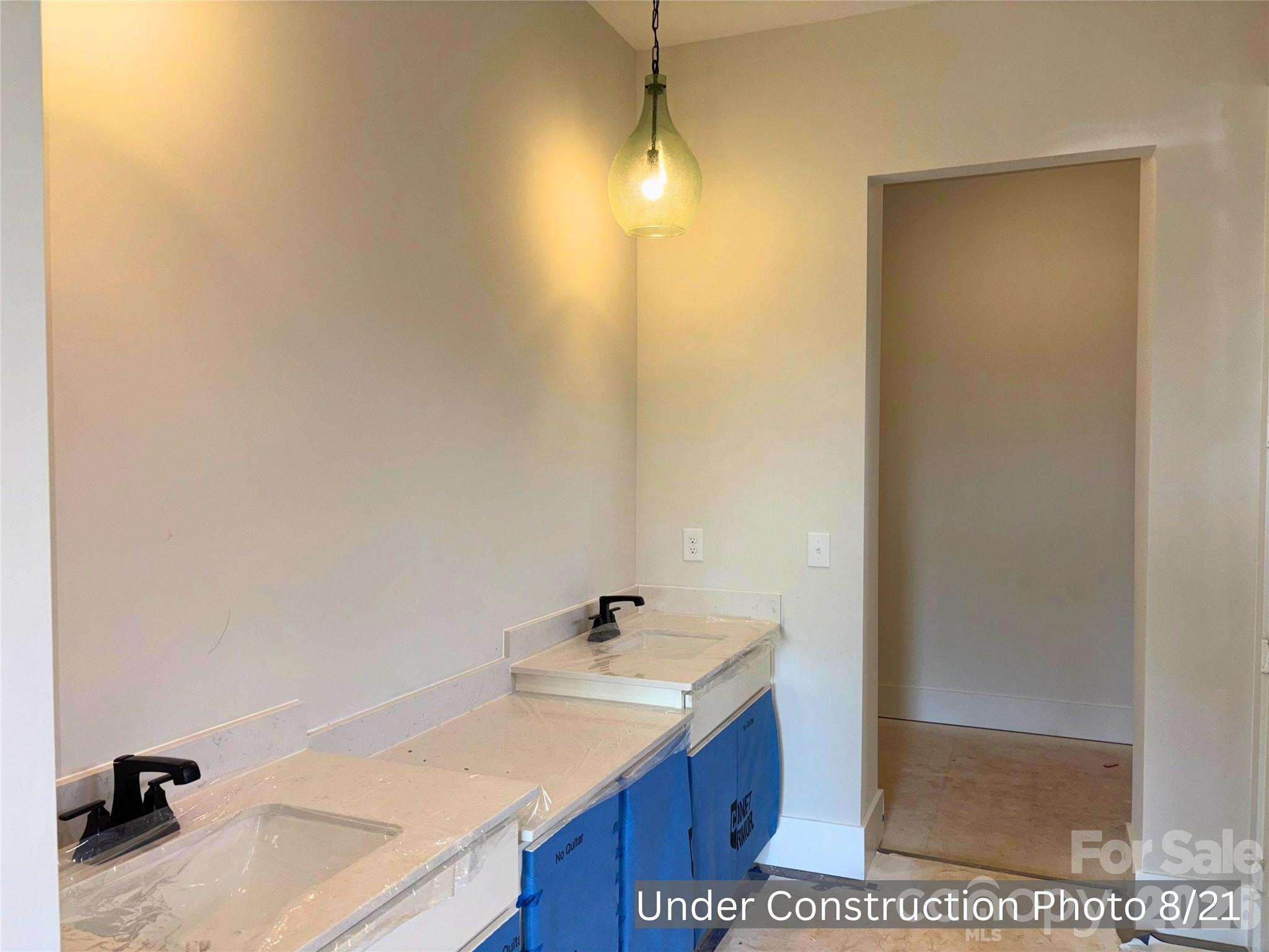 4178 Millstream Road Property Photo 4