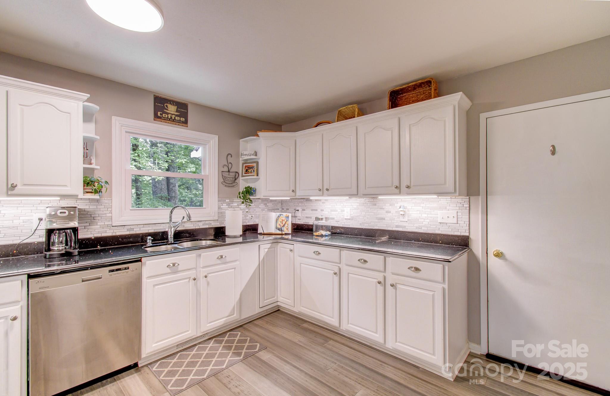 110 Spring Path Property Photo 11