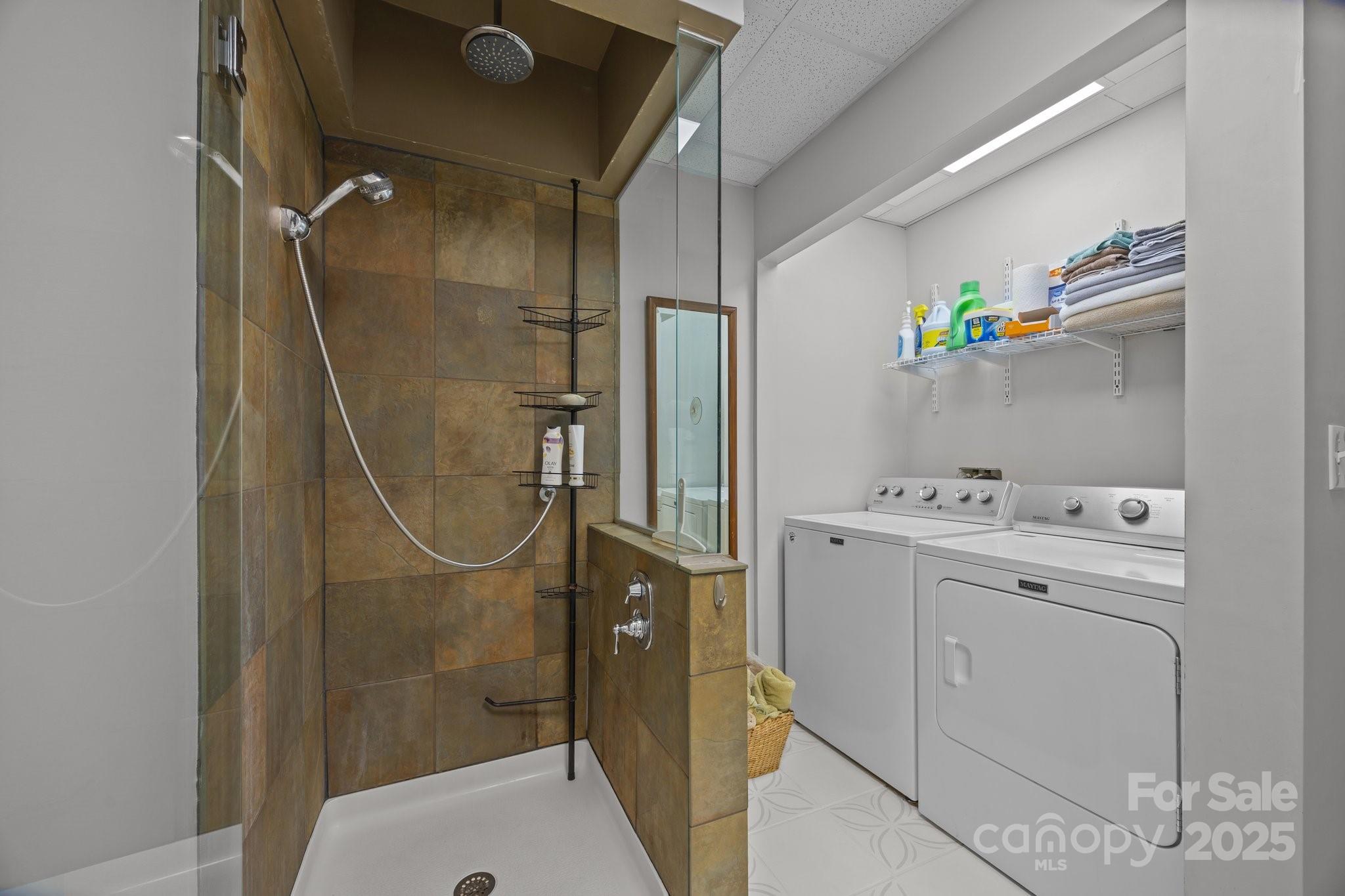 110 Spring Path Property Photo 39