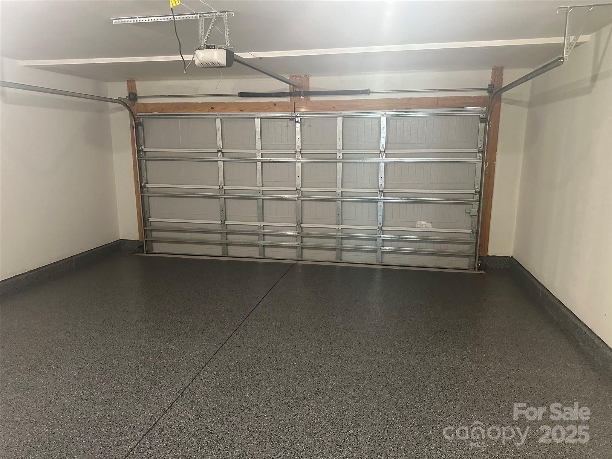 463 W Barr Street Property Photo 25