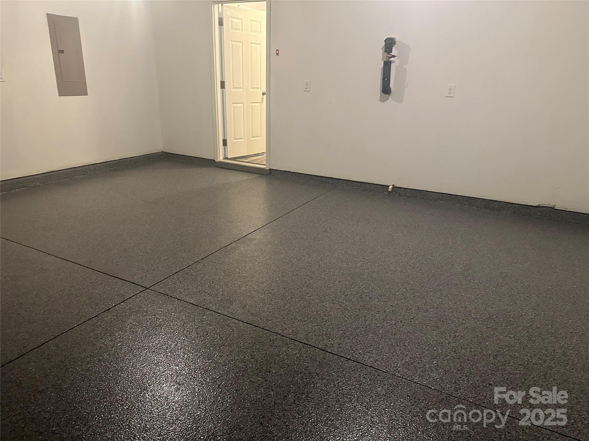 463 W Barr Street Property Photo 27
