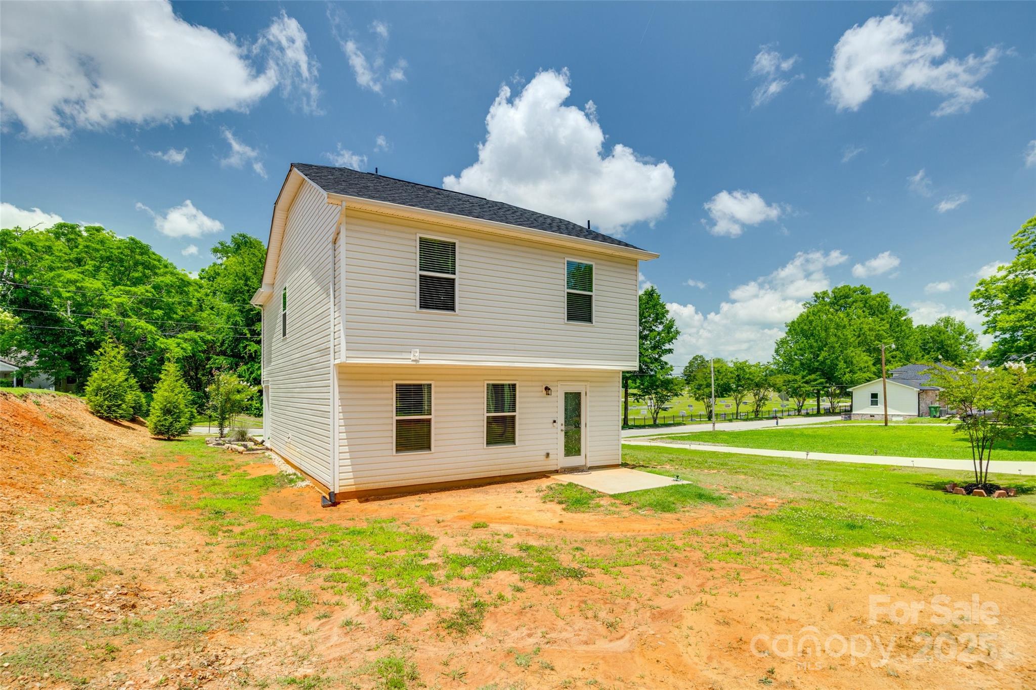 463 W Barr Street Property Photo 28