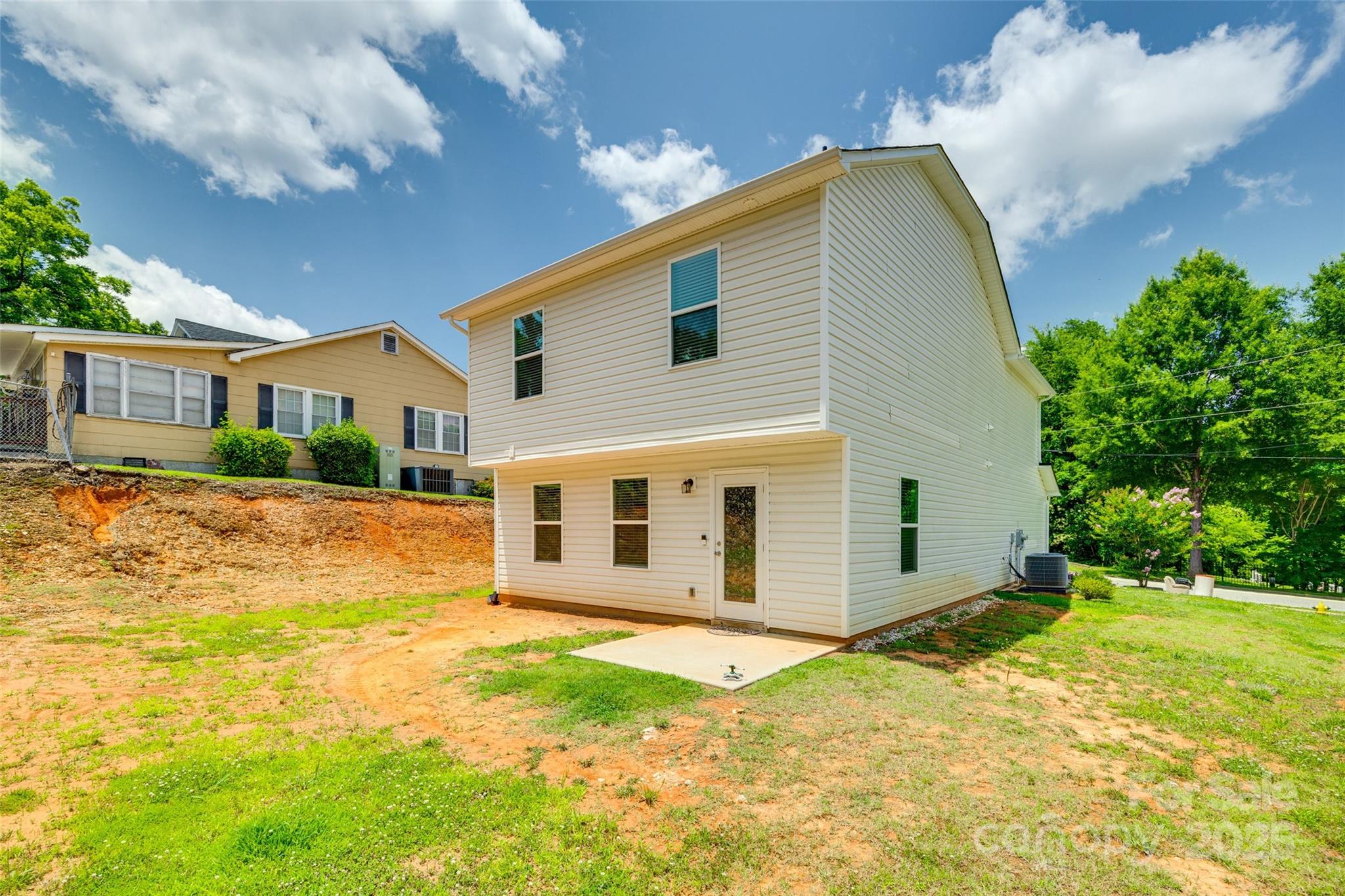 463 W Barr Street Property Photo 29