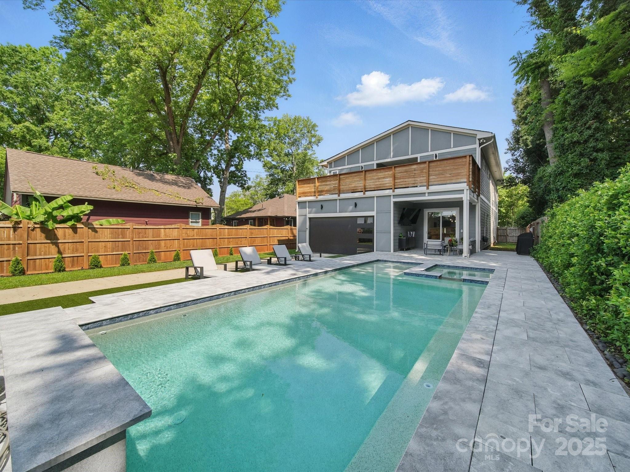 708 Cross Trail Drive Property Photo 3