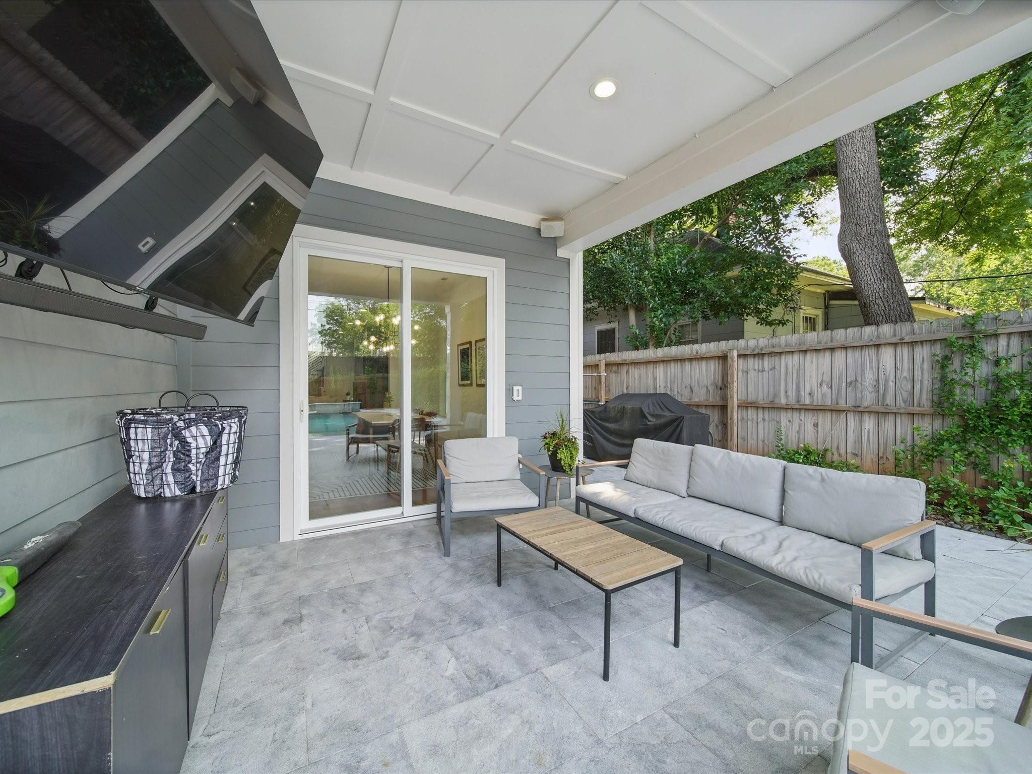 708 Cross Trail Drive Property Photo 35