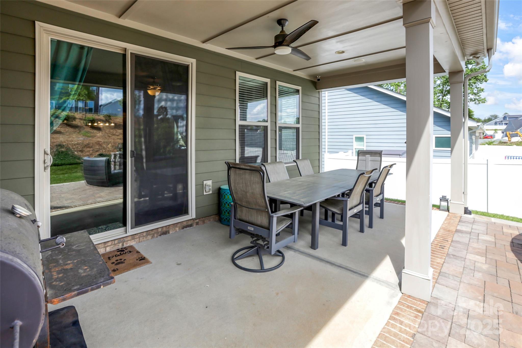 15018 Marymont Avenue Property Photo 21