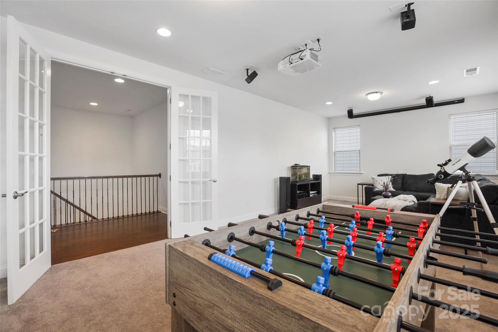 15018 Marymont Avenue Property Photo 25