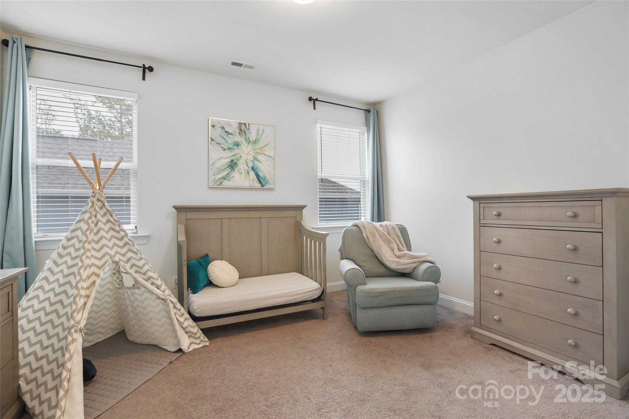 15018 Marymont Avenue Property Photo 29