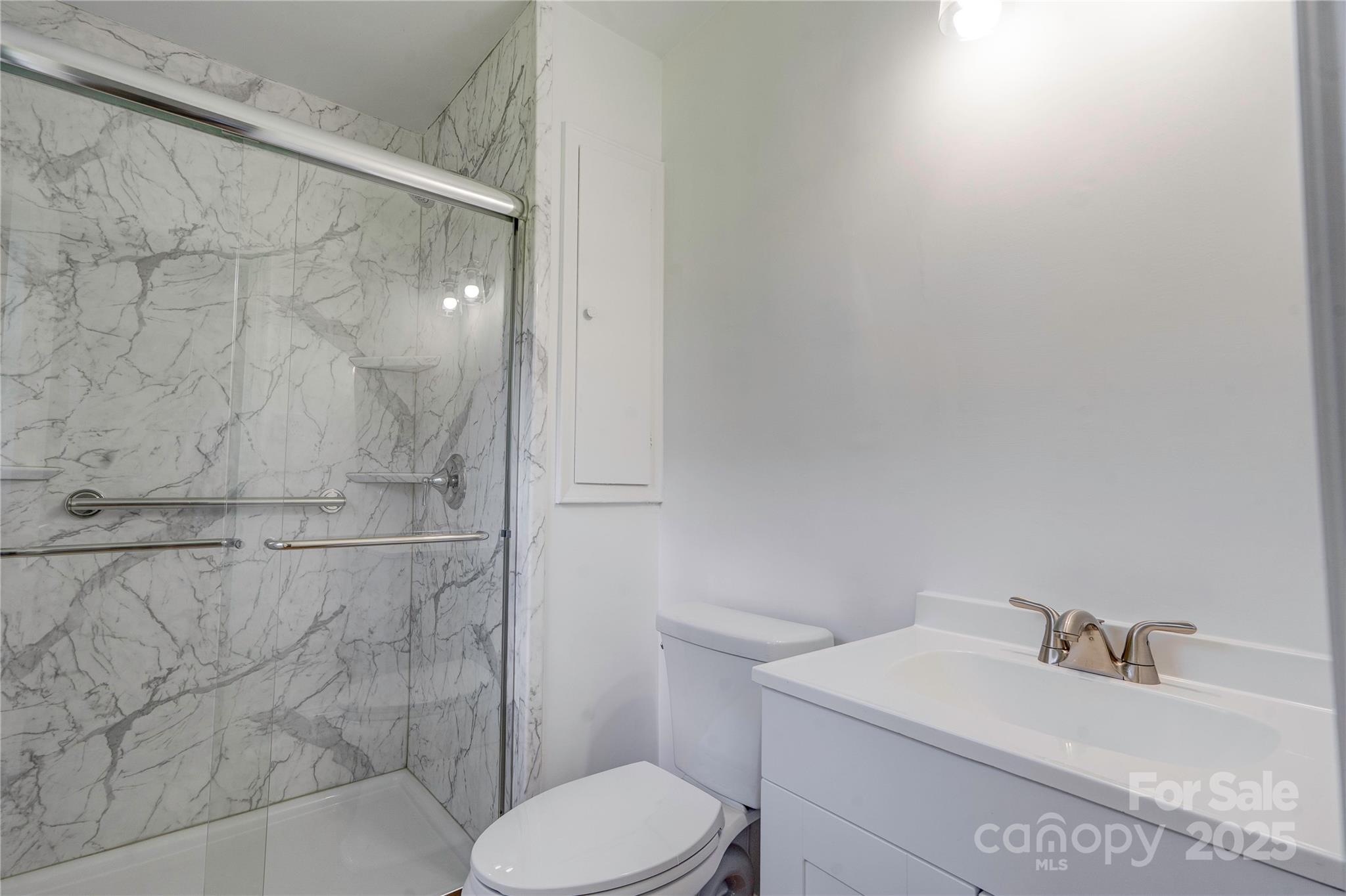 231 London Road Property Photo 14