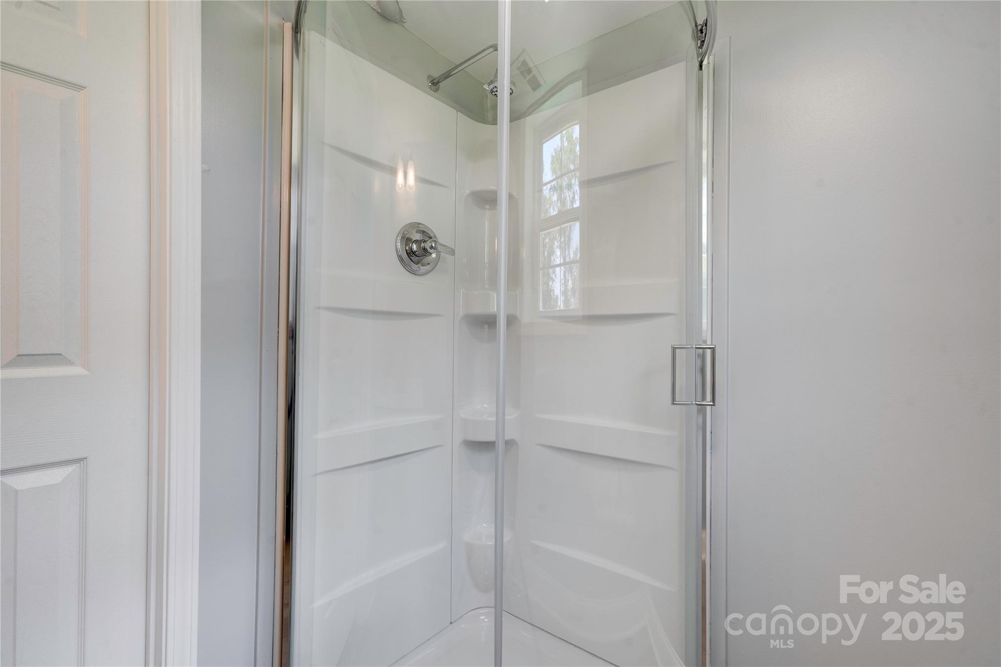 231 London Road Property Photo 31