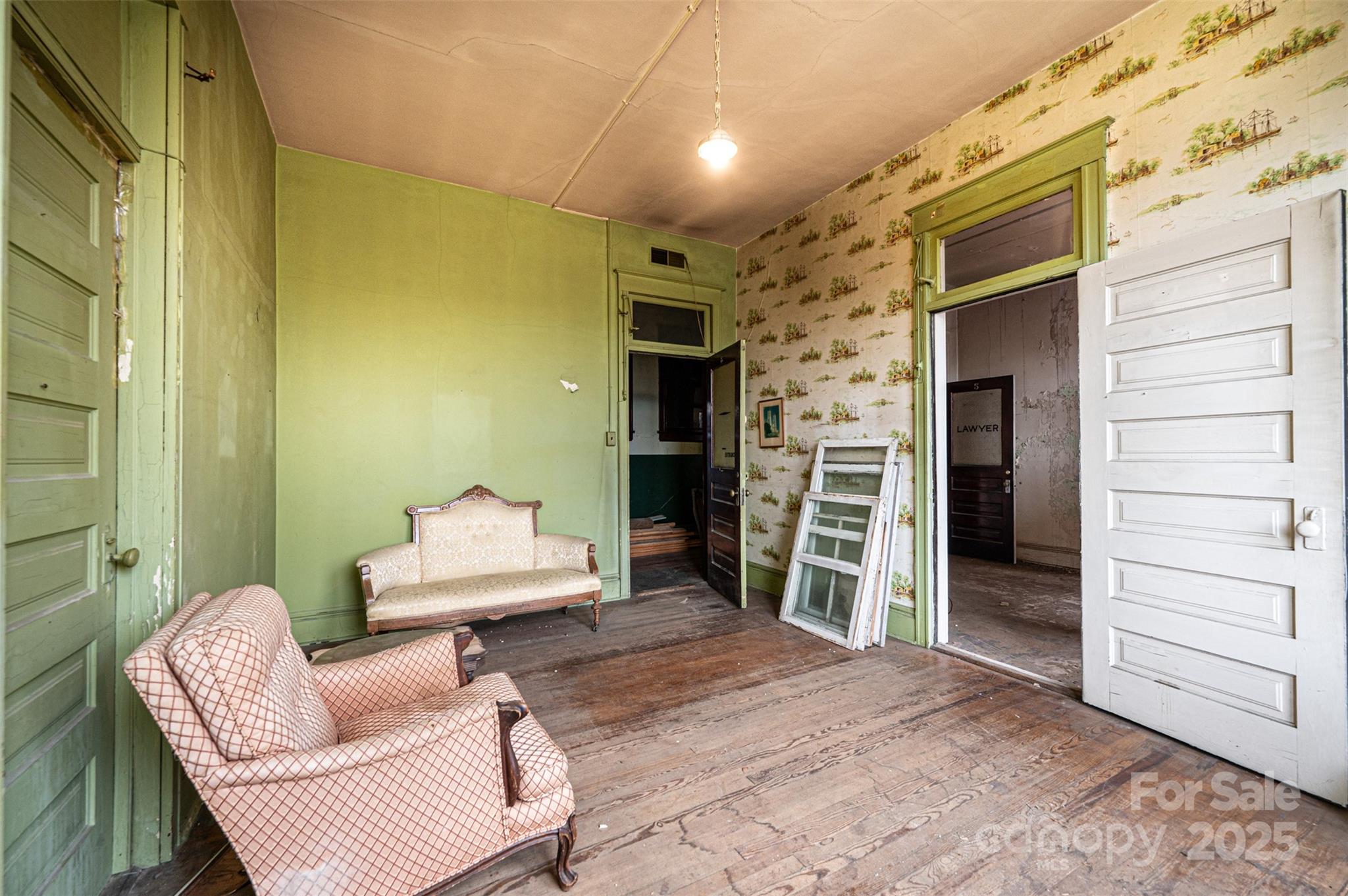 812 West Avenue Property Photo 18
