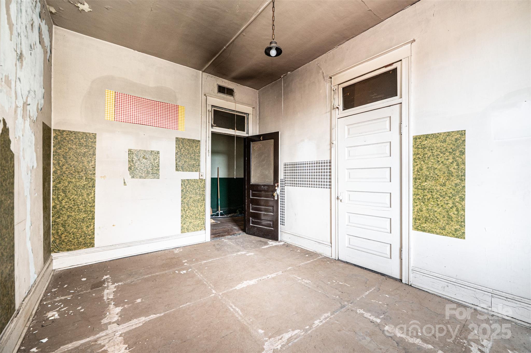 812 West Avenue Property Photo 23