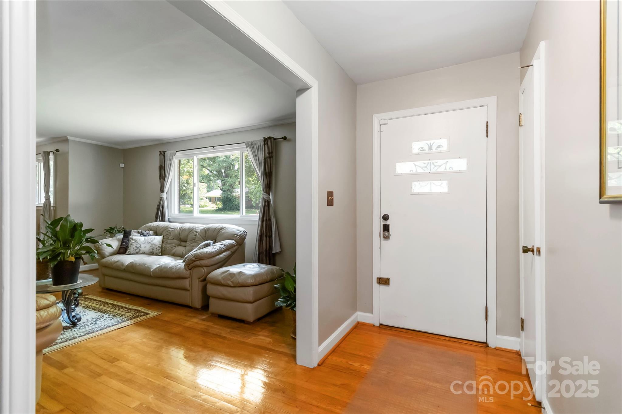 5111 Tewkesbury Road Property Photo 6