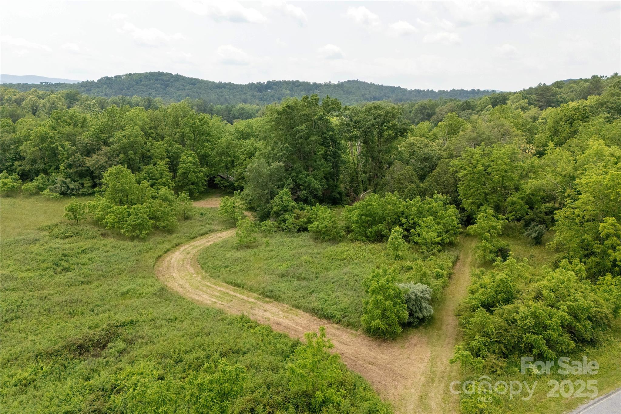 997 Tole Allison Road Property Photo 4